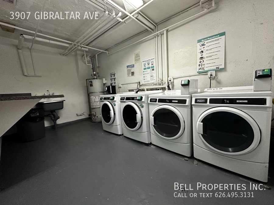 Beautiful & Spacious 2-Bedroom Apartment at Gibraltar! property image