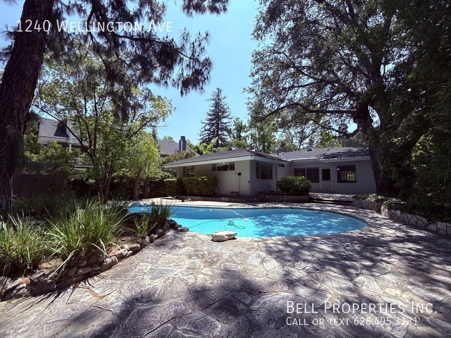 Where Timeless Pasadena Charm Meets Your Own Private Park. property image